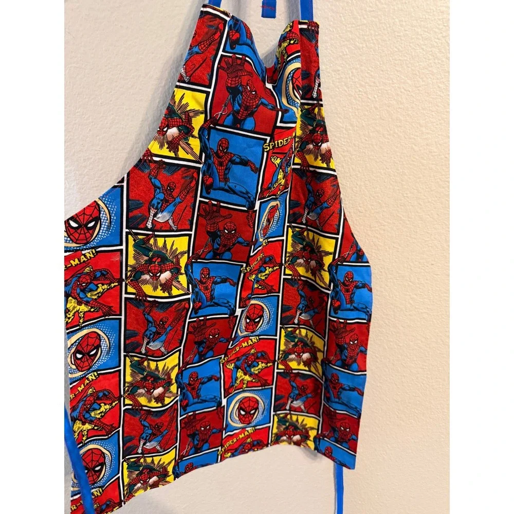 Kids Spiderman Superhero Comic Apron Blue Red Graphic REVERSIBLE 4/5